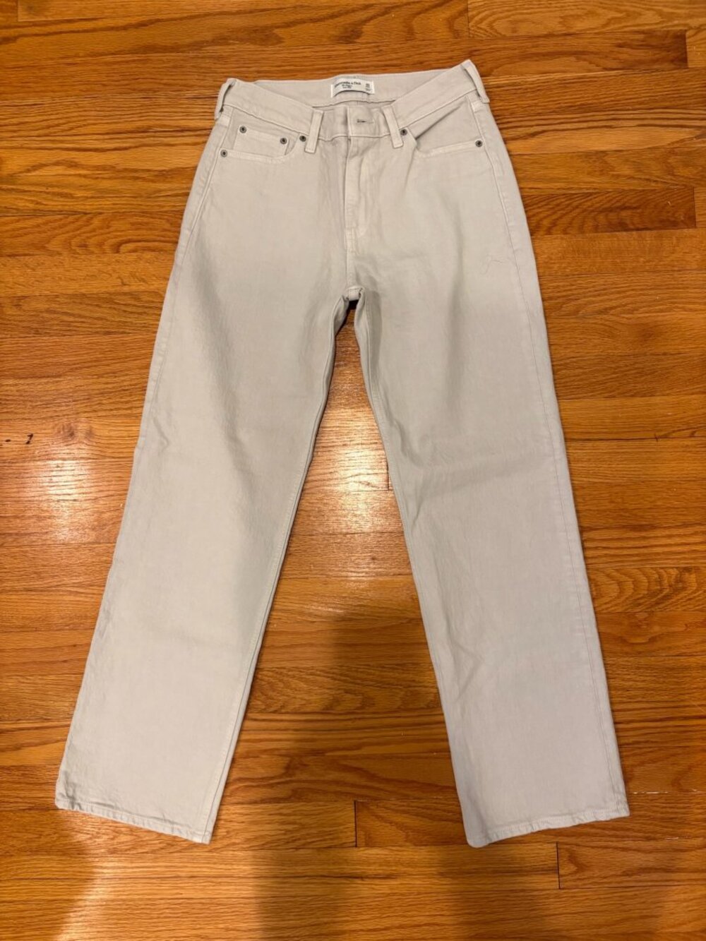 Abercrombie & Fitch Baggy Low Rise Jeans (Size 25)